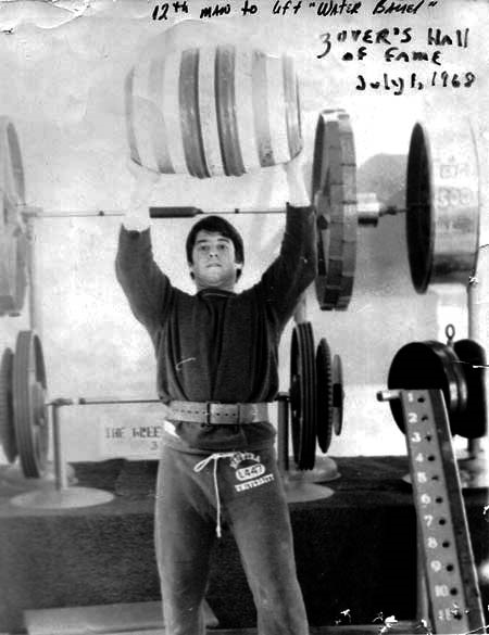 Logos for 威尼斯人app 领导人 and Missouri Baptist University Shine On