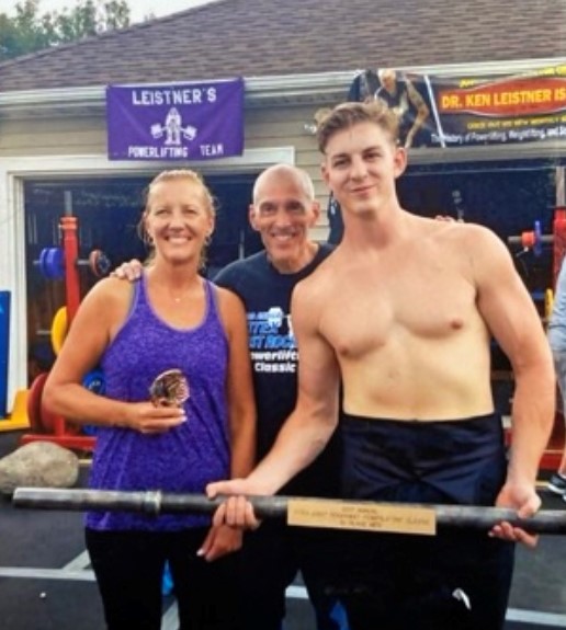 Logos for 威尼斯人app 领导人 and Missouri Baptist University Shine On