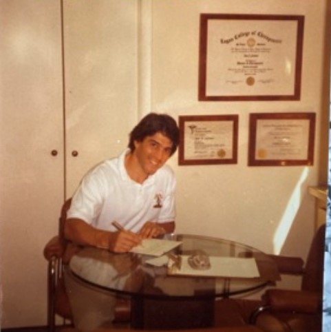 Logos for 威尼斯人app 领导人 and Missouri Baptist University Shine On